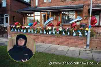Tributes to tragic Reece Tansey appear outside Bolton house - The Bolton News