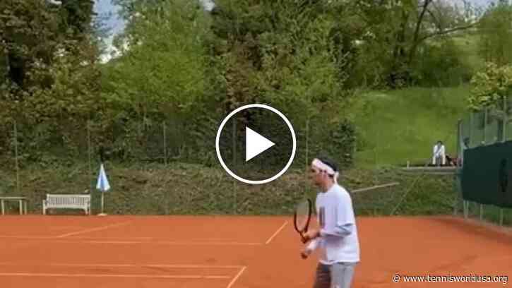 Roger Federer came back to train on clay-court for Geneva