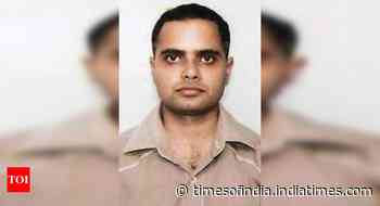 Survivors triumph over coronavirus with grit & fighting spirit - Times of India