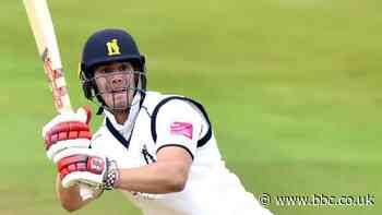 County Championship: Michael Burgess hits Warwickshire ton but Worcestershire fight back