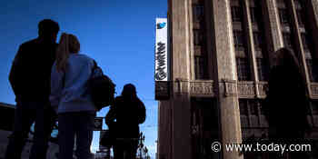 Twitter begins to show prompts before people send 'mean' replies