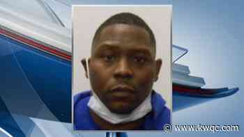 Officials searching for man convicted of 2nd-degree robbery in Scott County - KWQC-TV6