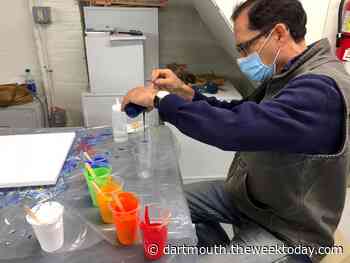 Pouring paint: Acrylic workshop kicks off Spring Arts festival at Dartmouth Cultural Center | Dartmouth - Dartmouth Week