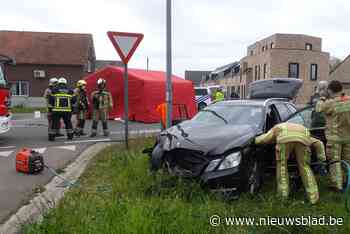 Botsing in Kinrooi eist zware tol: vrouw (82) overleden en twee senioren kritiek
