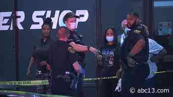 1 shot in argument over face mask at west Houston smoke shop - KTRK-TV