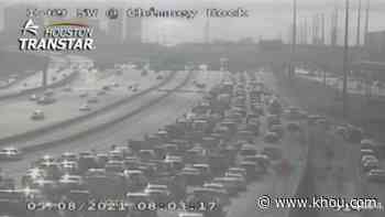 Southwest Freeway mainlanes at 610 West Loop reopened, 3 northbound lanes remain closed - KHOU.com