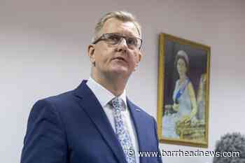 Donaldson sends documents to DUP colleagues outlining leadership pitch - Barrhead News