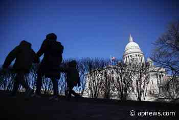 Census surprise: Rhode Island keeps both US House seats - Associated Press