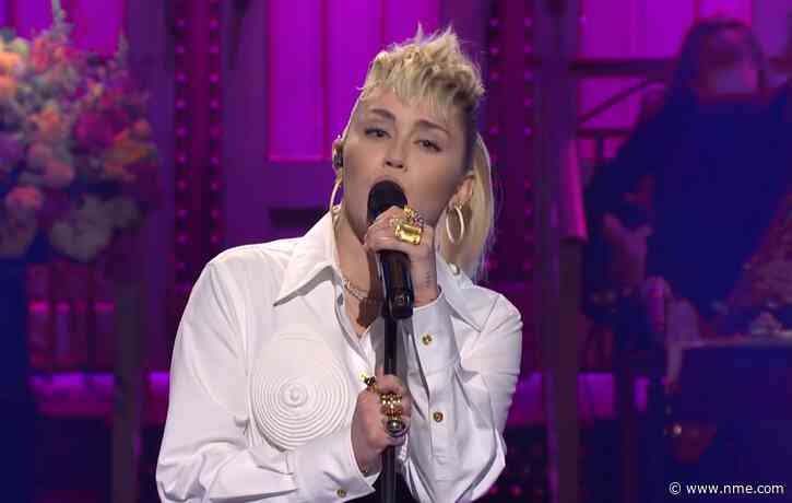 Watch Miley Cyrus cover Dolly Parton in ‘SNL’ performance