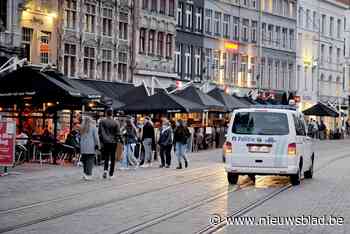 Zeven arrestaties en één mondmaskerboete: politie bleef mild op eerste terrasdag in Gent