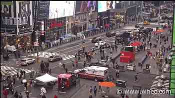 Police: 2 women, child shot in New York City&rsquo;s Times Square