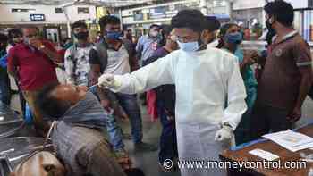 Maharashtra: Coronavirus cases drop below 50,000 after April 5; 572 die - Moneycontrol