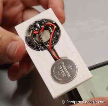 Video: User remodels AirTag into wallet card