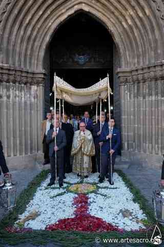 Todos los Santos. Hoy, Función a la mediación de Nuestra Señora y exposición del Santísimo - Arte Sacro
