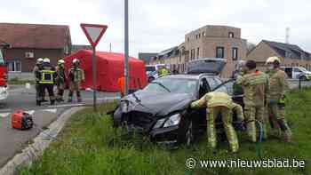 Zware tol na botsing: vrouw (82) overleden, twee senioren kritiek