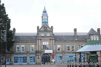 Darwen Town Council stays the same