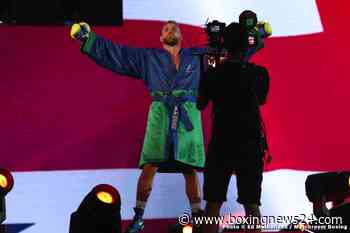 Fernando Vargas lectures Billy Joe Saunders for quitting against Canelo
