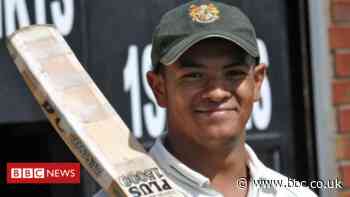 Josh Downie: Cricketer, 24, dies after heart attack at practice