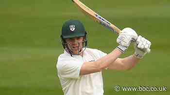 County Championship: Warwickshire & Worcestershire draw at Edgbaston