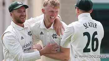 County Championship: Nottinghamshire thrash Essex by an innings