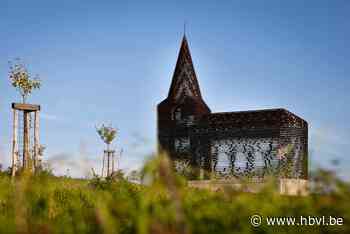 84-jarige vrouw bezwijkt tijdens wandeling aan doorkijkkerkj... (Borgloon) - Het Belang van Limburg Mobile - Het Belang van Limburg