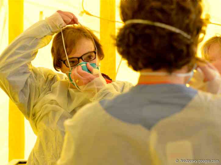 Here's how much 30 types of hospital workers are paid