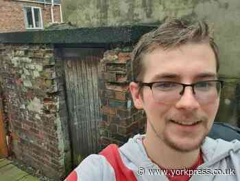 Is there an air raid shelter in your garden? Then why not take a selfie...