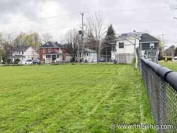 Toronto Blue Jays foundation contributes $100,000 to Gananoque field - The Kingston Whig-Standard