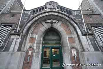 Corona maakt slachtoffers in gevangenis: een gedetineerde overleden, tweede gevangene en cipier in coma<BR />