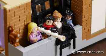 Lego unveils 2,048-piece Friends apartments set full of inside jokes     - CNET