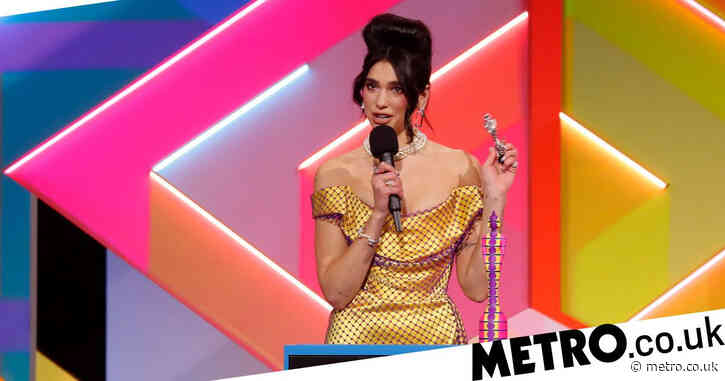 Brits 2021: Dua Lipa sends message to Boris Johnson as she demands pay rise for NHS workers