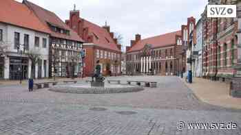 Bürgerforum in Parchim: Einladung zum Gespräch auf dem Schuhmarkt | svz.de - svz – Schweriner Volkszeitung