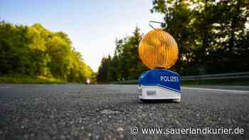 Unfall in Marsberg: B7 voll gesperrt - Polizei und Rettungsdienst im Einsatz - sauerlandkurier.de