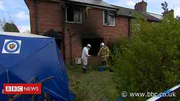 Dudley fire: Woman dies and teenager seriously injured - BBC News