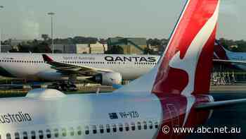 Qantas delays restart of overseas flights
