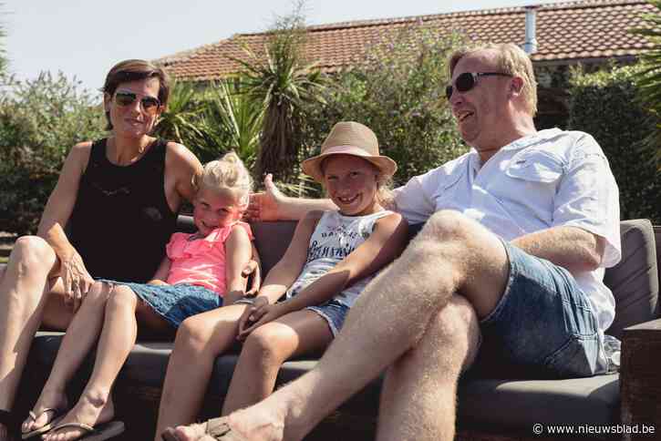 Karolien (41) en Jo (47) zochten hun geluk in Frankrijk en toen kwam corona: “Ze werken hier nog net niet met postduiven”