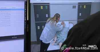 Naples opens simulation center for hands-on medical experience - Fox 4