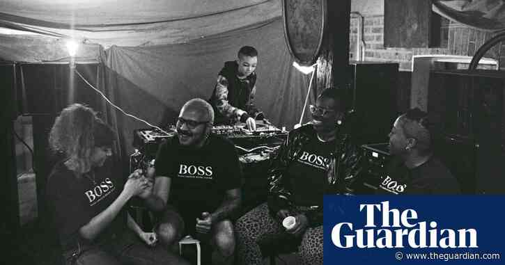 Collective nominated for Turner prize criticises award’s main sponsor