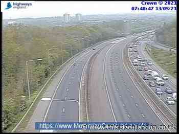 Live updates after crash on M1 between Watford and Edgware