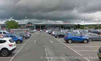 Colne cage fighter arranged to meet with girl, 13, in Bury