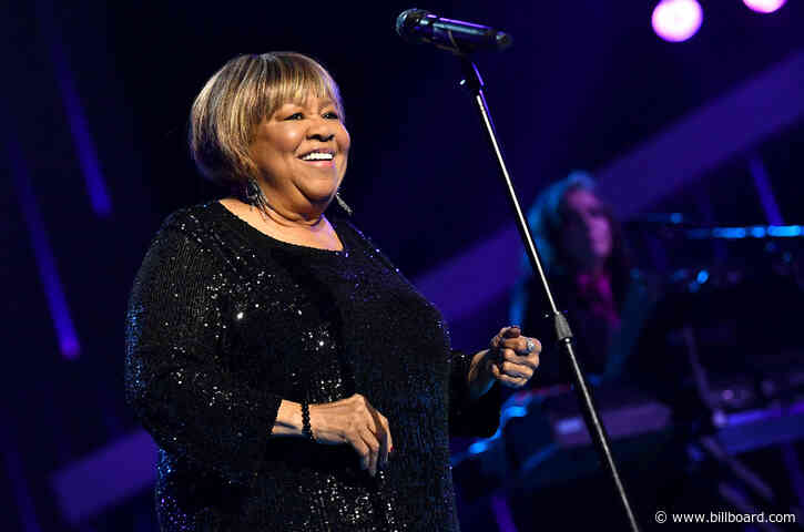 Mavis Staples to Receive Independent Icon Award at A2IM Libera Awards