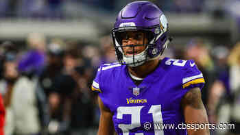 Chiefs acquire former Vikings first-round pick Mike Hughes, reportedly swap late-round draft picks in deal