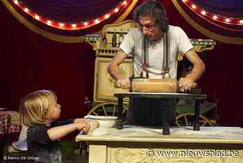 Circus Ronaldo opent Zomer in het Park met coronaveilige wandelvoorstelling