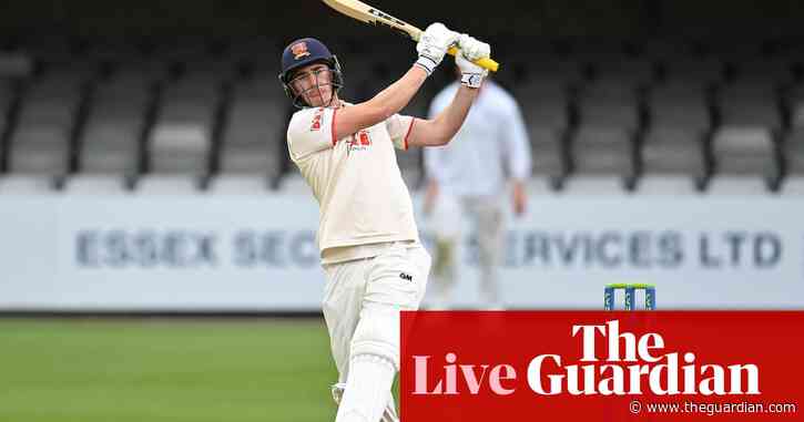 Dan Lawrence fireworks give Essex lift off: county cricket – as it happened