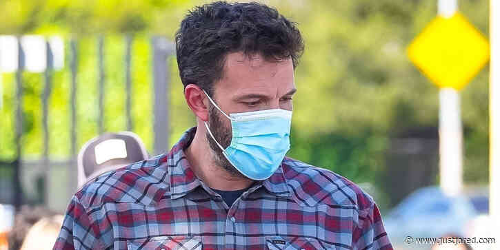 Ben Affleck Signs Giant 'Gone Girl' Poster While Out in LA