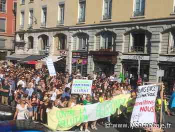 Lyon : la marche pour le climat s'élancera de la place Bellecour, à 14 heures | - LyonCapitale.fr