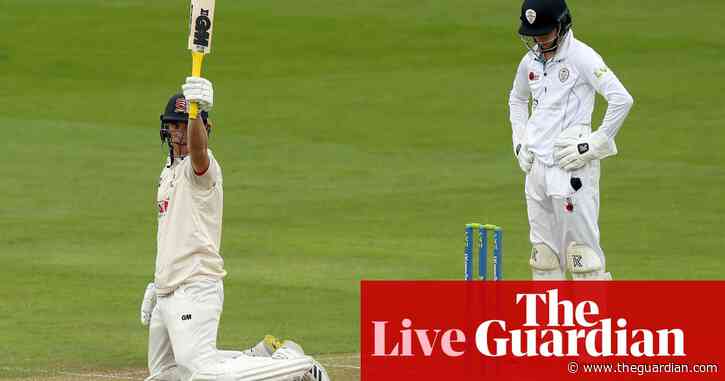 Essex v Derbyshire, Worcestershire v Durham and more: county cricket – live!