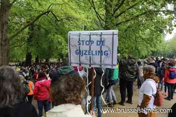 Over 500 protest coronavirus measures in Brussels Bois de la Cambre - The Brussels Times
