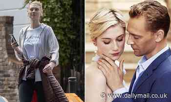 Actress Elizabeth Debicki goes under the radar in a top saying 'the future is female'
