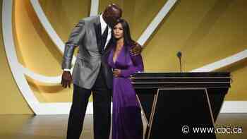 'Dear Kobe, thank you': Lakers legend enshrined into Basketball Hall